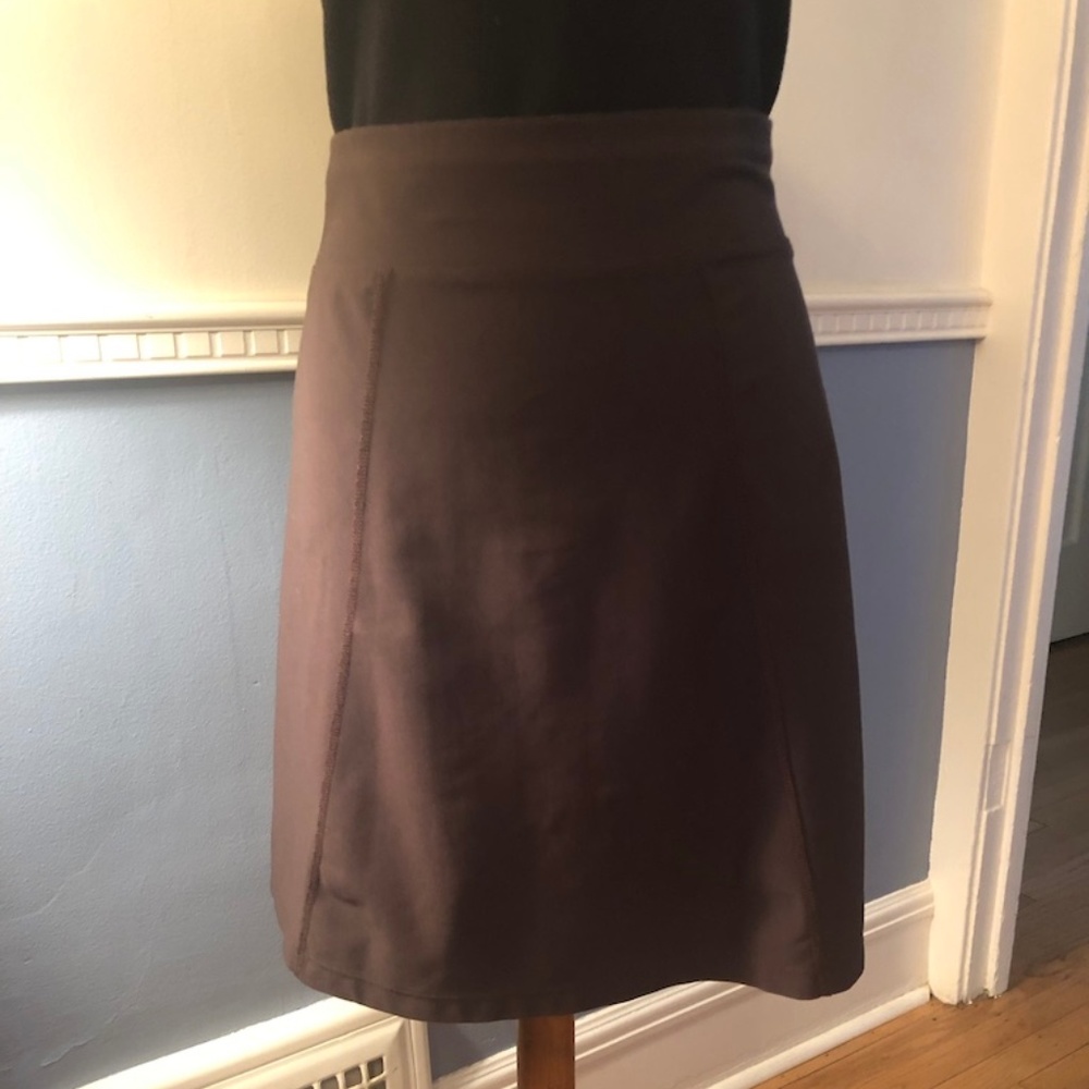 EUC - Women's Lucy Tech Athletic Skirt size M